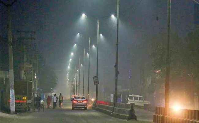 Delhi Pollution Air Quality Degrades to Very Poor - Sakshi