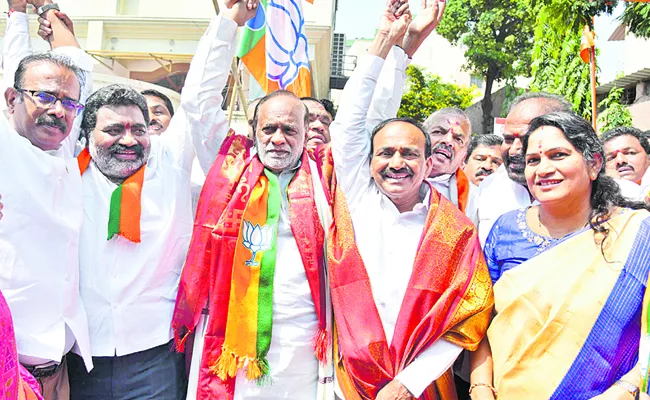 Celebrations At BJP State Office Over BC CM Announcement - Sakshi