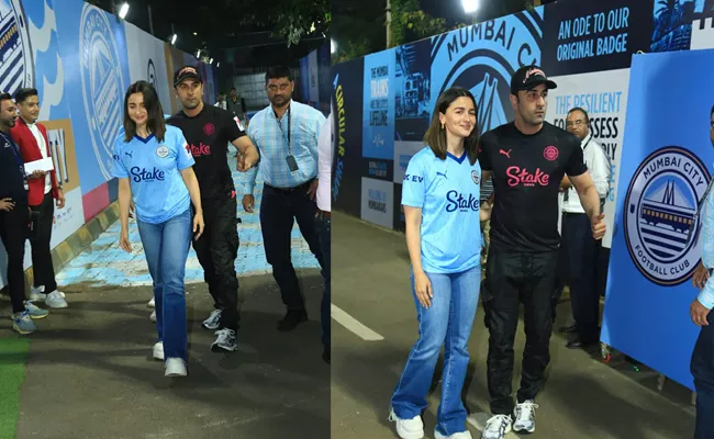 pic viral Alia Bhatt And Ranbir Kapoor With Nita Ambani At A Football Match - Sakshi