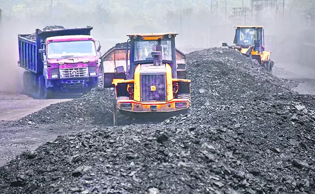 India spent more than Rs 3 85 lakh crore on coal imports last year - Sakshi