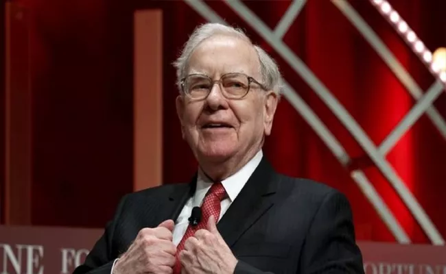 Billionaire Warren Buffett Donates Rs 7250 Crore To Charities - Sakshi