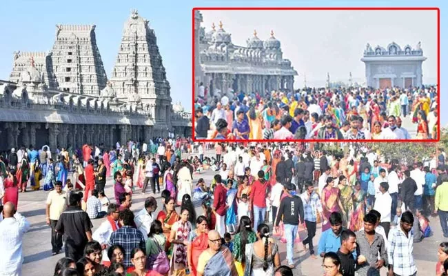 Full Crowd Devotees At Yadagirigutta - Sakshi