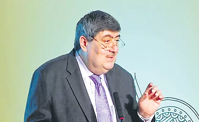 People must have tolerance for each other opinion Says Justice Sanjay Kishan Kaul - Sakshi