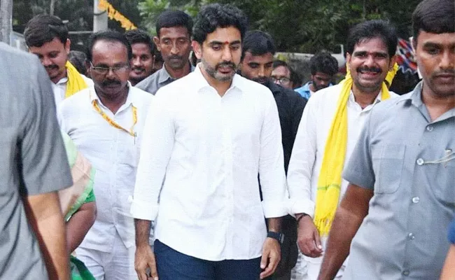 Issue notices to Lokesh - Sakshi