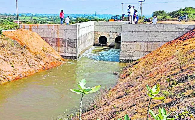 Krishna Water Enters into Kuppam Villages: Andhra pradesh - Sakshi