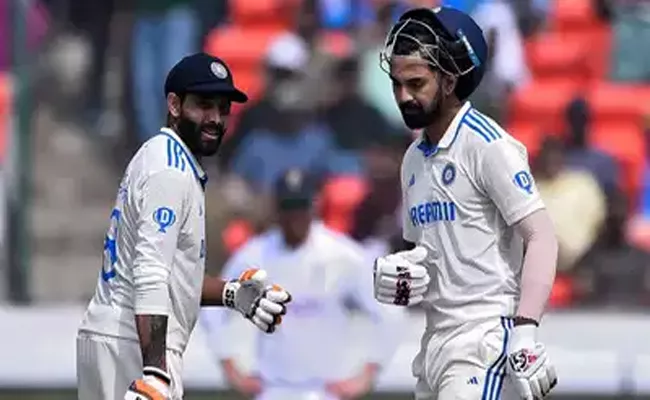  KL Rahul, Ravindra Jadeja ruled out of second Test in Vizag - Sakshi