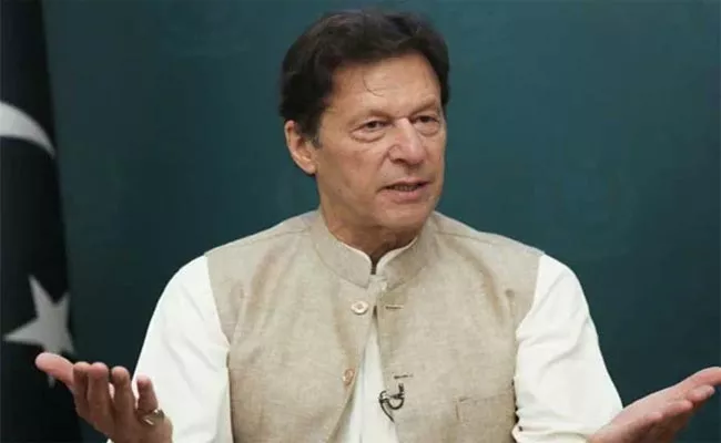 Pakistan Ex PM Imran Khan Wife Get 14 Years Jail In Corruption Case - Sakshi