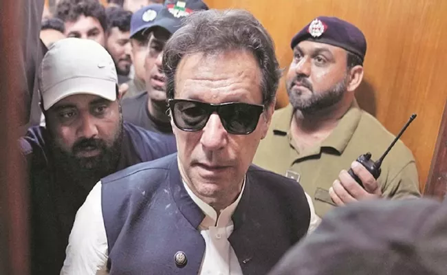 Toshakhana corruption case: Pakistan ex-PM Imran Khan jailed for 14 years a day after 10-year sentence - Sakshi