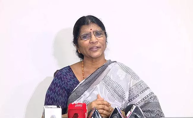 Lakshmi Parvathi Serious Comments On Chandrababu - Sakshi