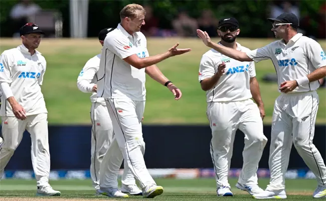NZ VS SA 2nd Test: South Africa Set 267 Runs Target For New Zealand, 40 For 1 At Day 3 Stumps - Sakshi
