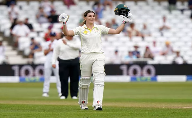 AUS VS SA Only Test: ANNABEL SUTHERLAND Took 3 For 19 With The Ball And A Double Century In Just 248 Balls - Sakshi
