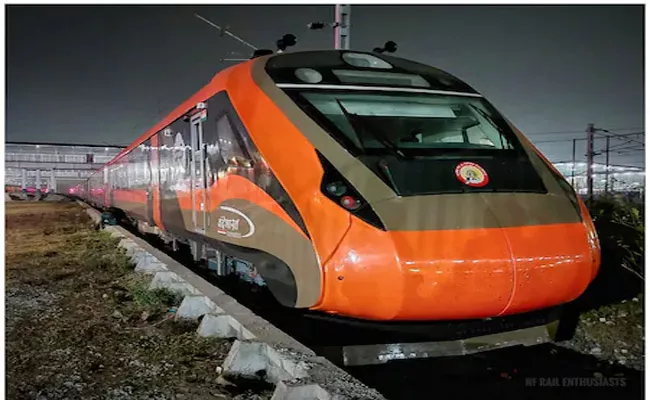 Varanasi Ayodhya Vande Bharat Train to be Flagged Off - Sakshi