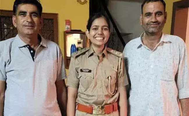 Female Sub Inspector Kalpana Got Three Government Jobs at Once - Sakshi