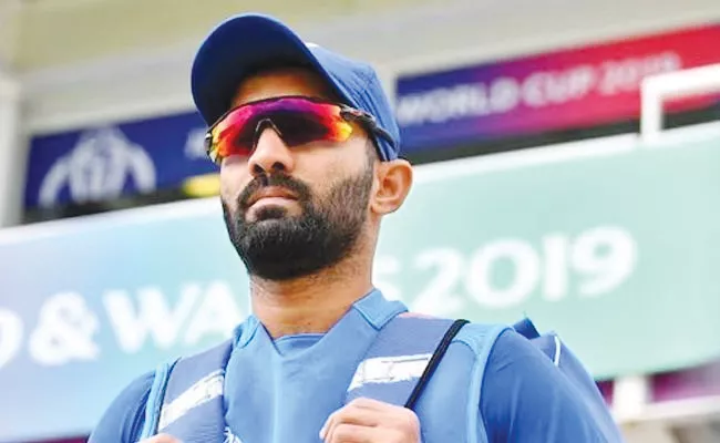 Dinesh Karthik Set To Retire From IPL After the 2024 Season Says Report - Sakshi