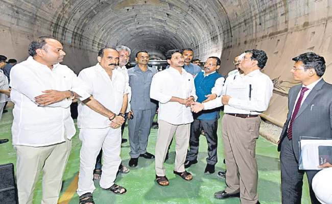 CM YS Jagan dedicated Veligonda Project to the nation - Sakshi