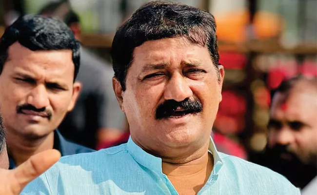 TDP Leader Ganta Srinivasa Rao Fouce On Bhimili Lands - Sakshi