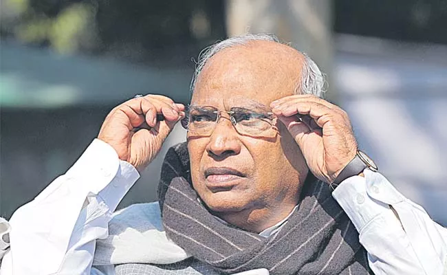 First we need to win polls: says Kharge on INDIA bloc PM choice - Sakshi