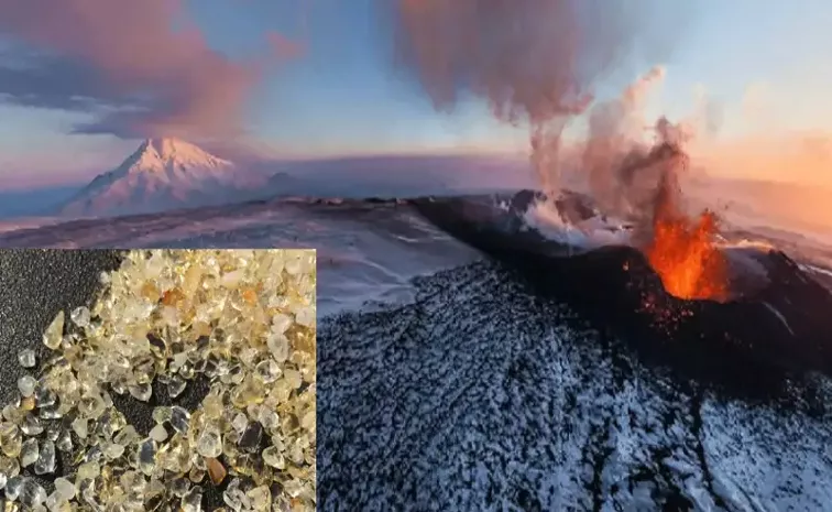 Mount Erebus Volcano In Antarctica Emitting Gold Dust