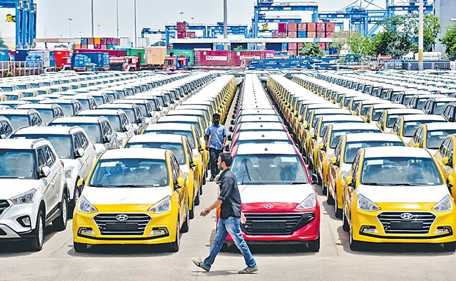 Lok sabha elections 2024: Auto mobile sales growth flat in April due to high base effect, elections