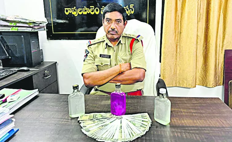 Ravulapalem CI arrested by ACB on Bribery charges