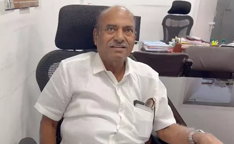 Ex Minister JC Diwakar Reddy Approached Jubilee Hills Police For Forgery