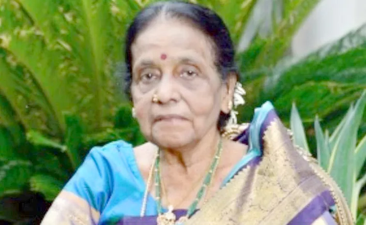 Laxmi Bai Wife of Ex-MEA Shiv Shankar Passes Away