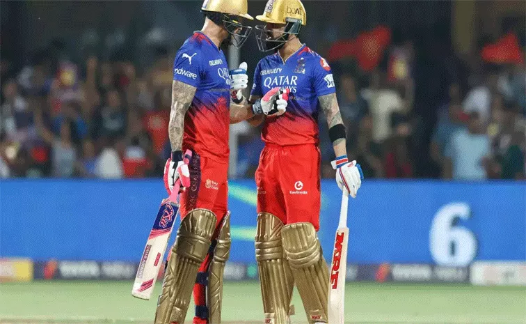 Royal Challengers Bangalore win by 4 wickets vs Gujarat Titans
