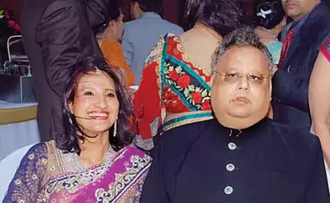 Rekha Jhunjhunwala lost over Rs800 crs on Monday as the shares of the Titan big decline