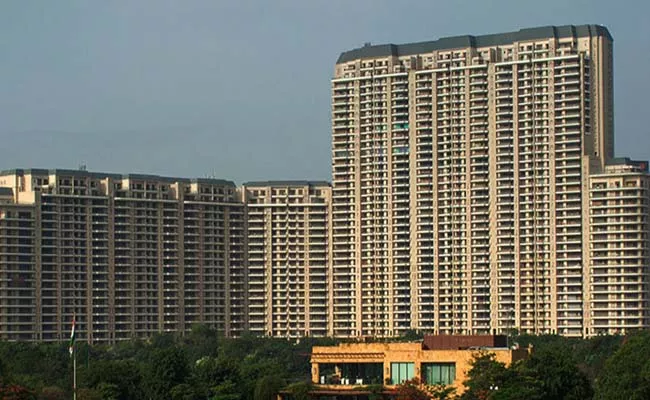 DLF sold 795 apartments in its new luxury housing project with in three days in Gurugram