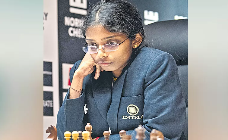 Indian Grandmaster Vaishali in Norway Chess tournament