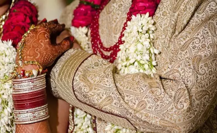 Rampur Divorced husband and wife met after 12 years got married again
