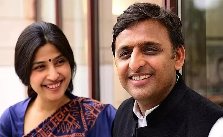 MP Couple Akhilesh Dimple will be in Everyones Sight