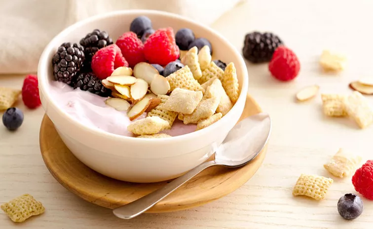 Never Pair These Foods With Yogurt, It Can Disrupt Your Digestive System
