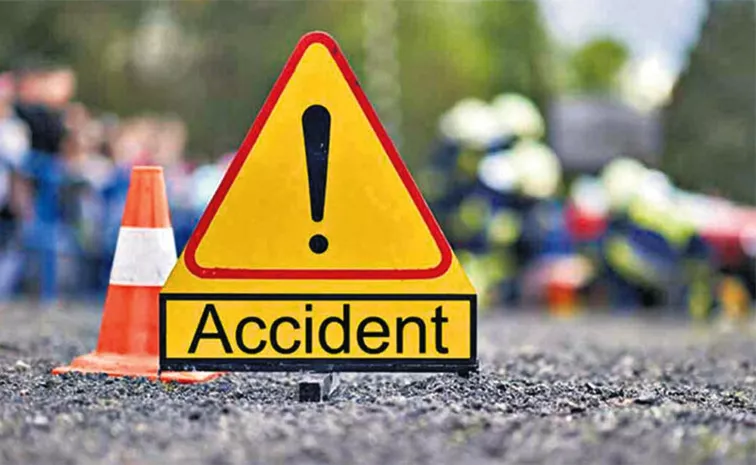 AP Crime News: Road Accident Krishna Pedana Kruthivennu Updates