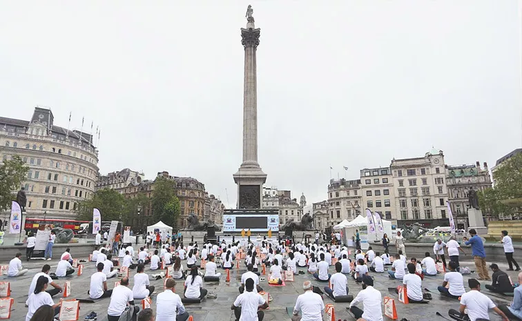 Yoga Event in Trafalgar Square of London