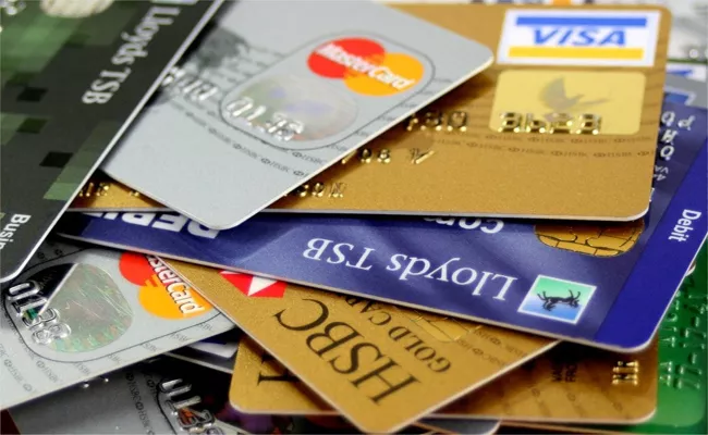 applications of co branded credit cards which is introducing by financial cos