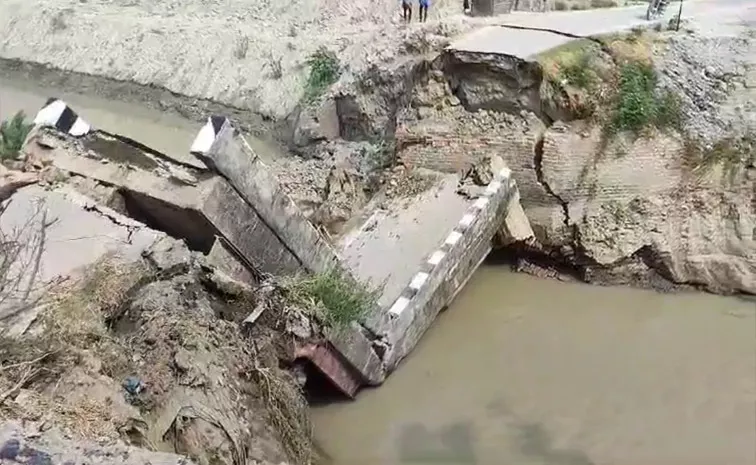 Another Bridge Collapsed In Bihar