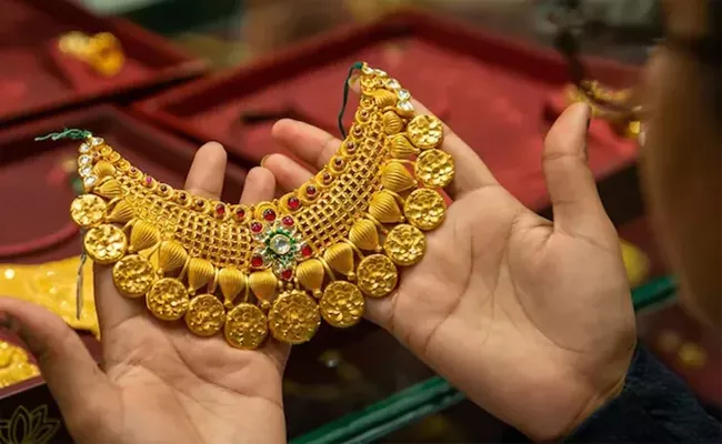 today gold rates on commodity market in main cities in the country