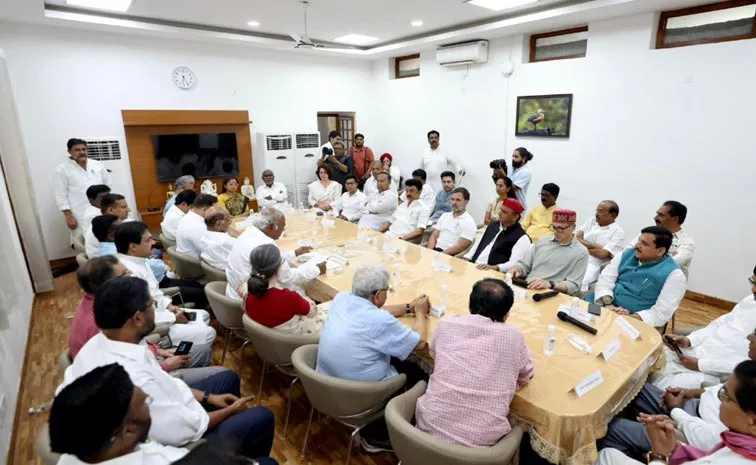 INDIA Bloc Decided To Be In opposition At Kharge House Meeting