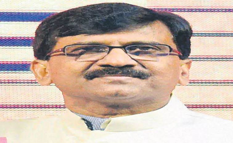 RSS is looking for an alternative to Modi says Sanjay Raut