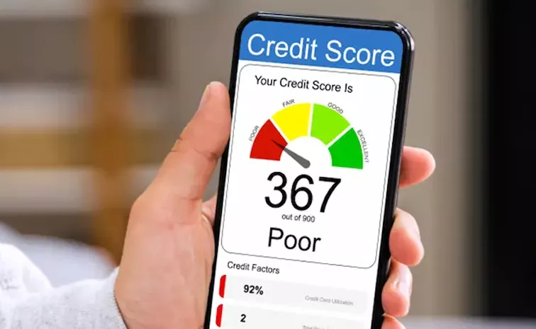impact of low credit score or CIBIL ways to avoid it