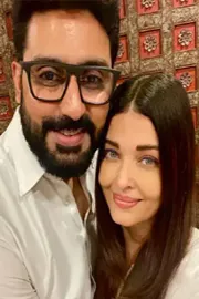 Abhishek Bachchan Likes a Instagram Post on Divorce
