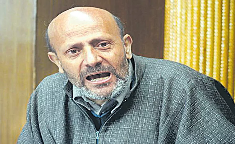 NIA gives consent to jailed Kashmiri leader Engineer Rashid to take oath as Lok Sabha MP