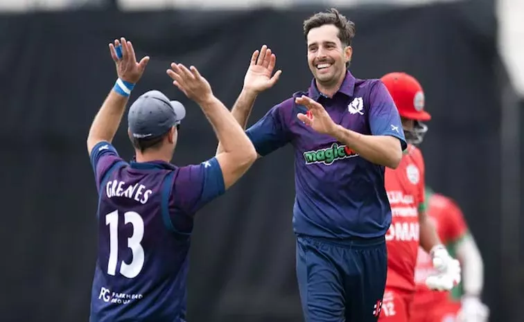 Charlie Cassell Become First Player In History To Rare Feat On ODI Debut