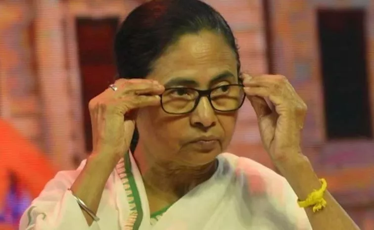 Bangladesh objects to CM Mamata's shelter for refugees comments