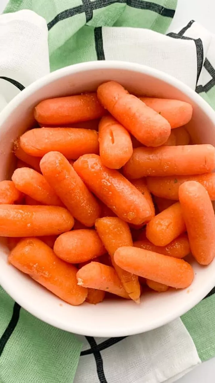 The Health Benefits Of Adding Baby Carrots To Your Diet