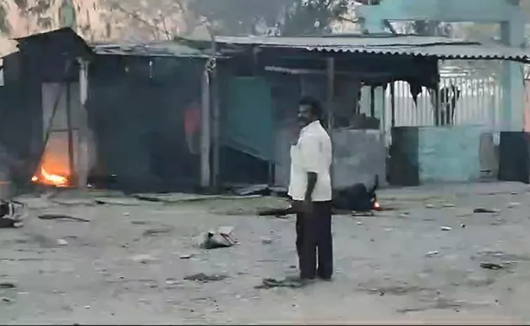 Palnadu District: TDP Activists Attacked The Houses Of YSRCP Workers