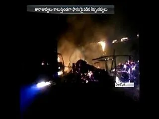 Massive Fire Accident In phoultri pharam factory at sreekakulam - Sakshi