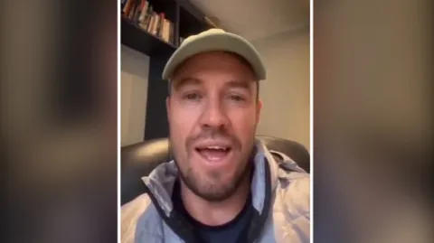 Video AB De Villiers Appreciate Bharateeyans Hero Nirroze Putcha