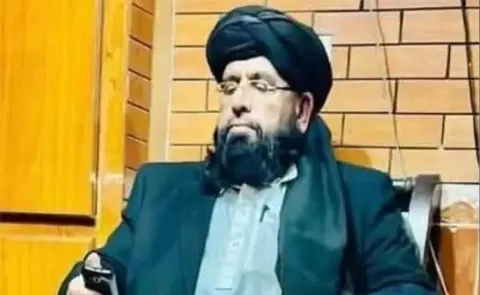 Jamiatulema Leader Dead at Airport in Pakistan